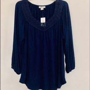 STYLE & CO NWT dark navy Med. Blouse -v neck—-MAKE OFFER❣️